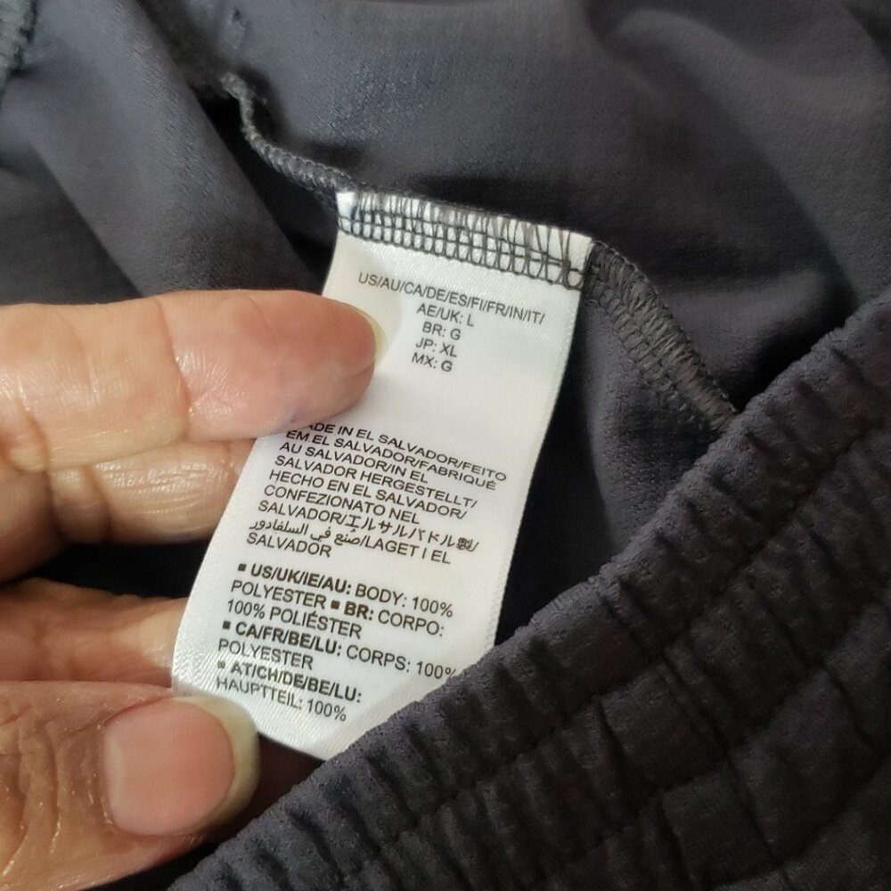 Amazon Essentials Mens Athletic Running Shorts W/… - image 7